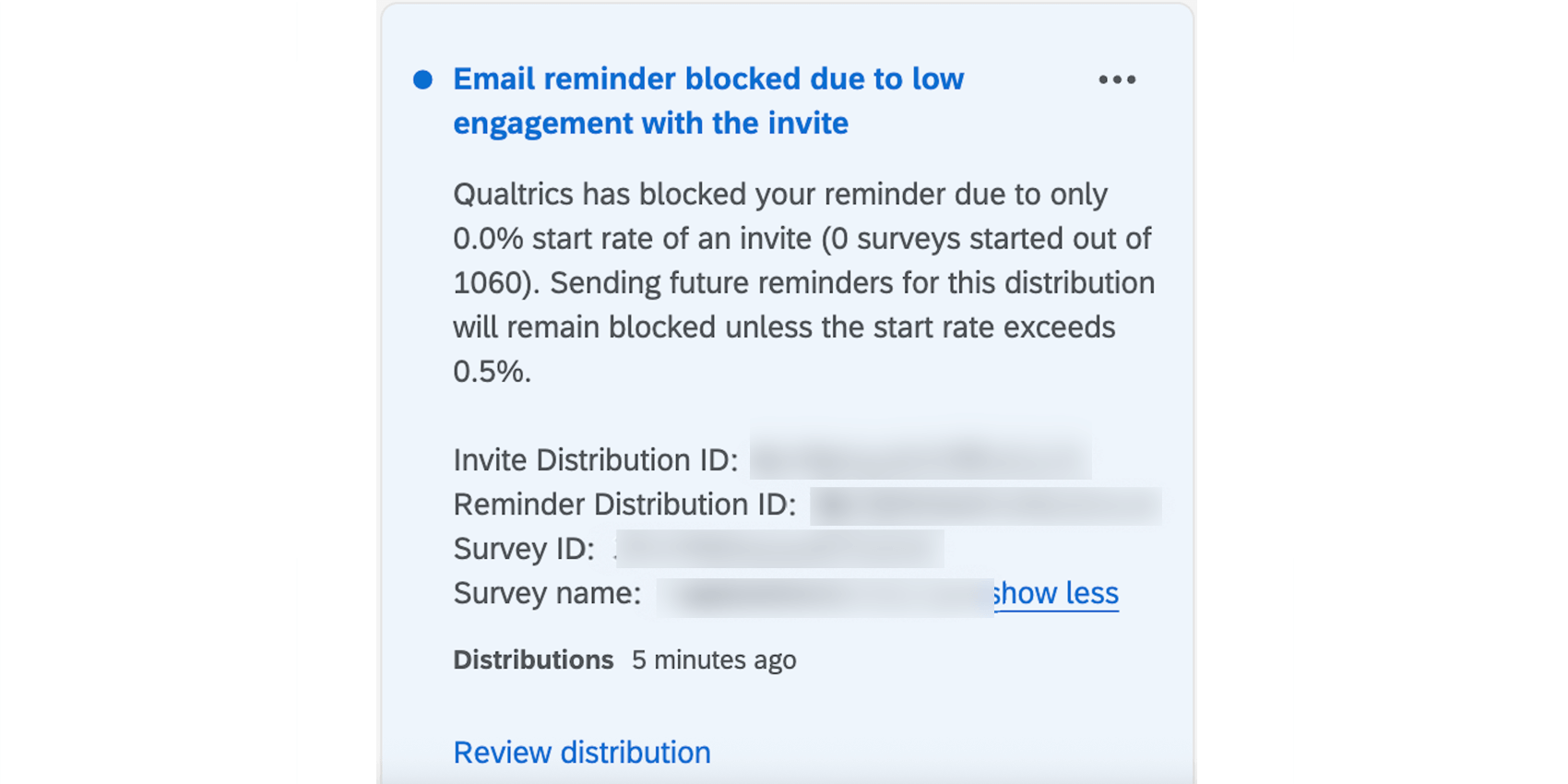 La notificación dentro del producto cuando se bloquea un recordatorio debido a una baja participación en la invitación.