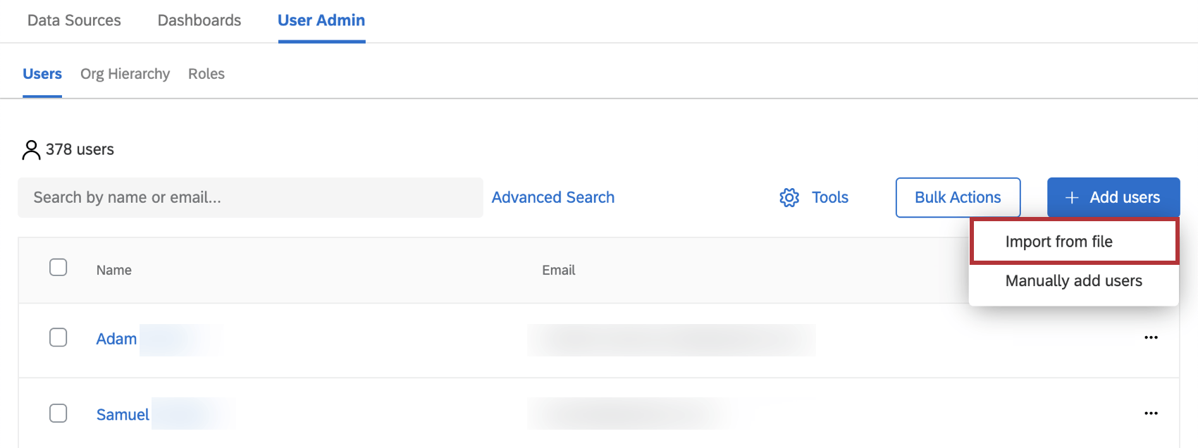 ユーザーをインポートするオプションが強調表示されたドロップダウン