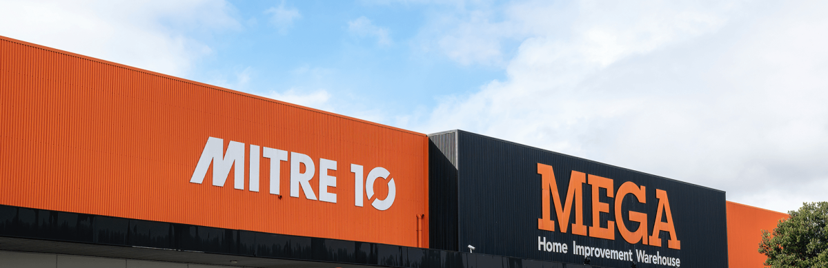 Mitre 10 banner store